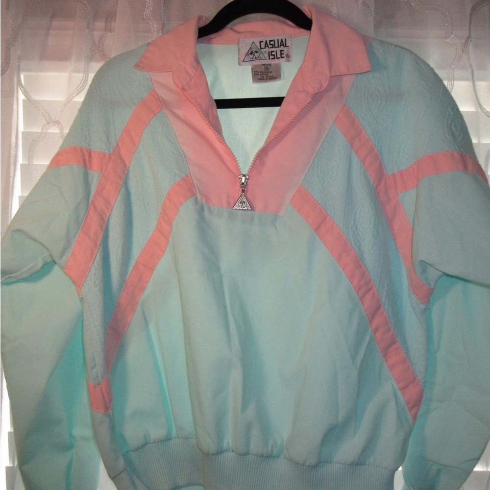 Casual Isle Pastel Sweatshirt